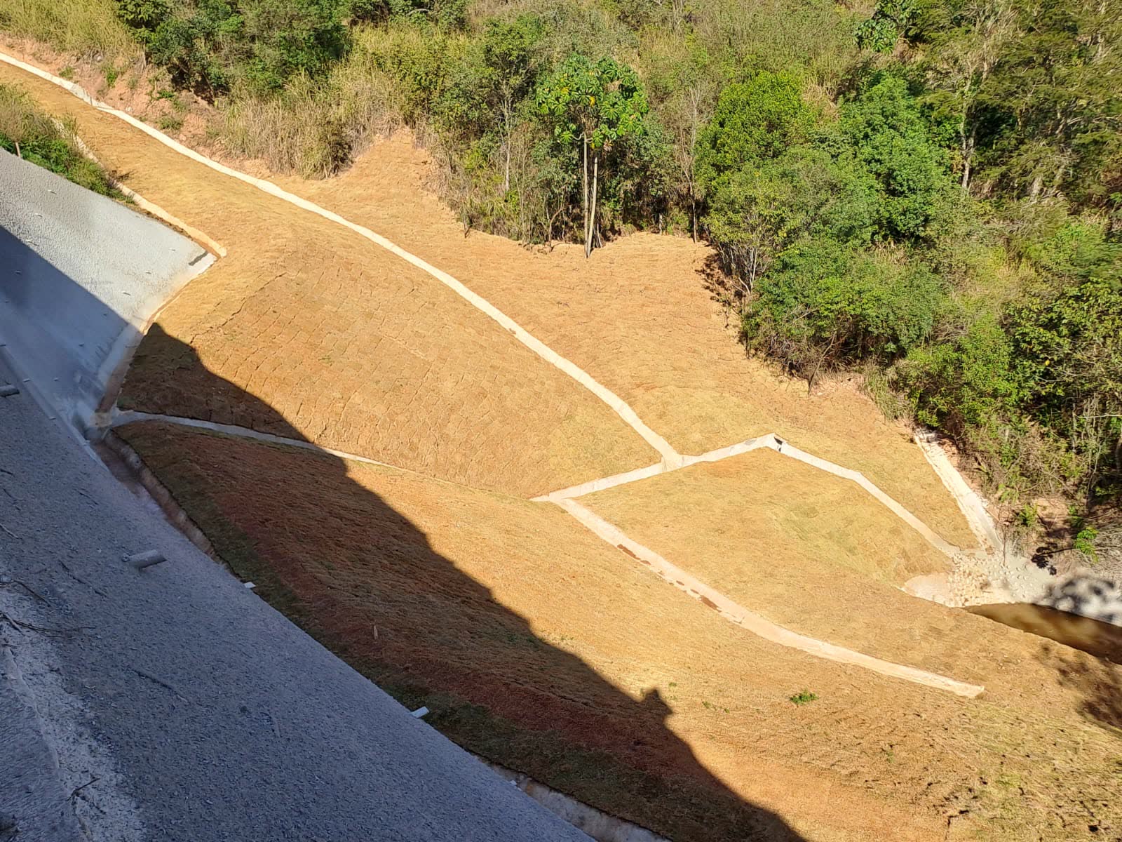 Canal de adução PCH — Concreto Projetado