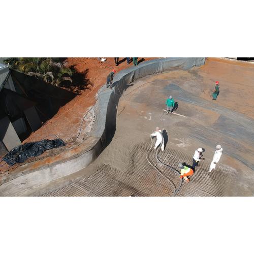 Construção de piscina para hotel — Concreto Projetado