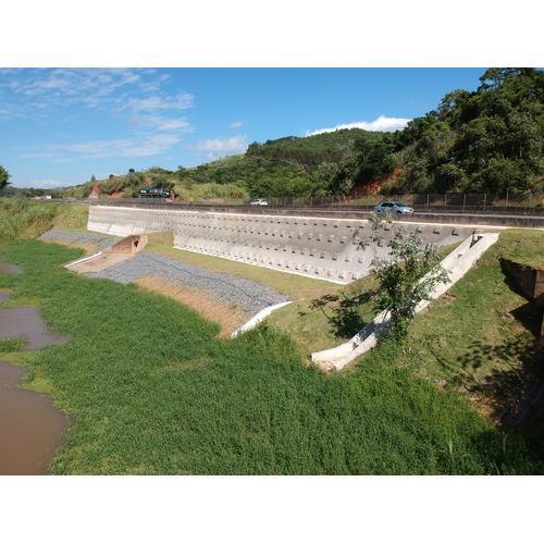 Grampeamento de solo