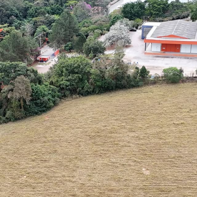 Obra Unicom: contenção