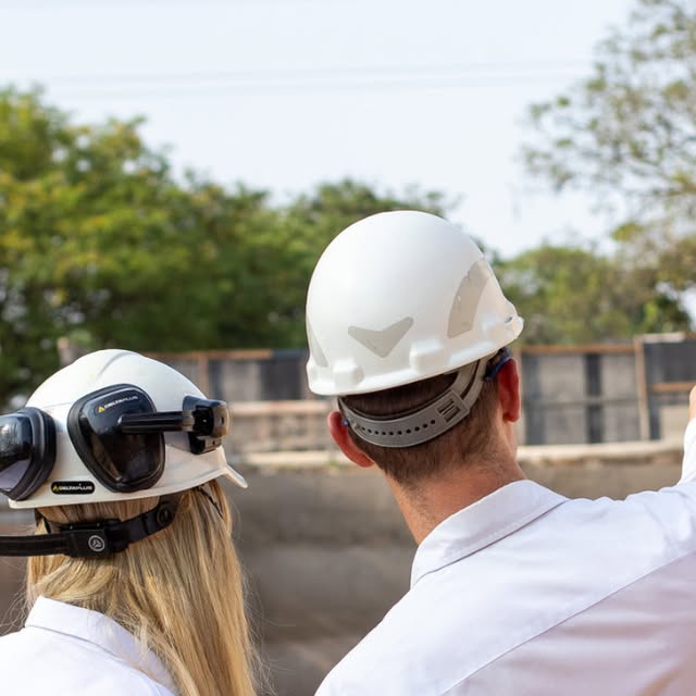 Obra Unicom: concreto via úmida