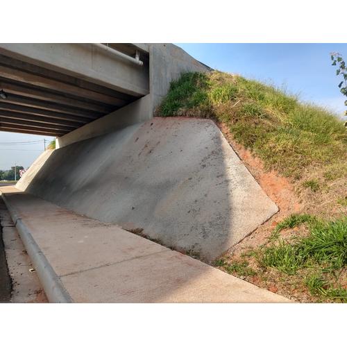 Talude sob rodovias — Contenção e Estabilização